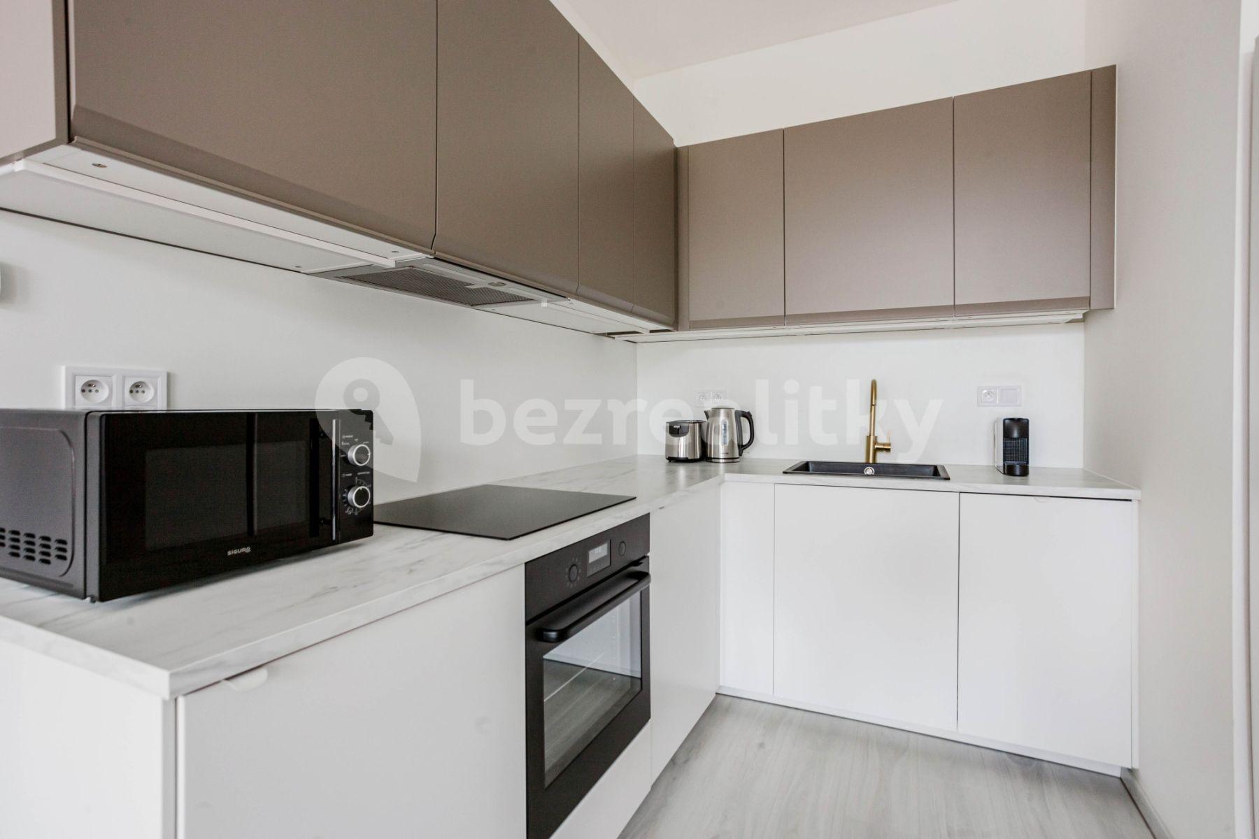 Pronájem bytu 1+kk 35 m², Rostovská, Praha, Praha