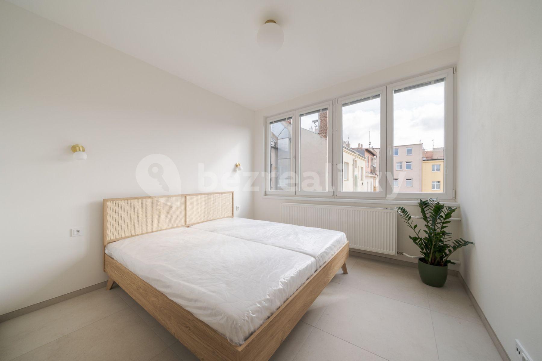 Pronájem bytu 3+kk 72 m², Kolínská, Praha, Praha