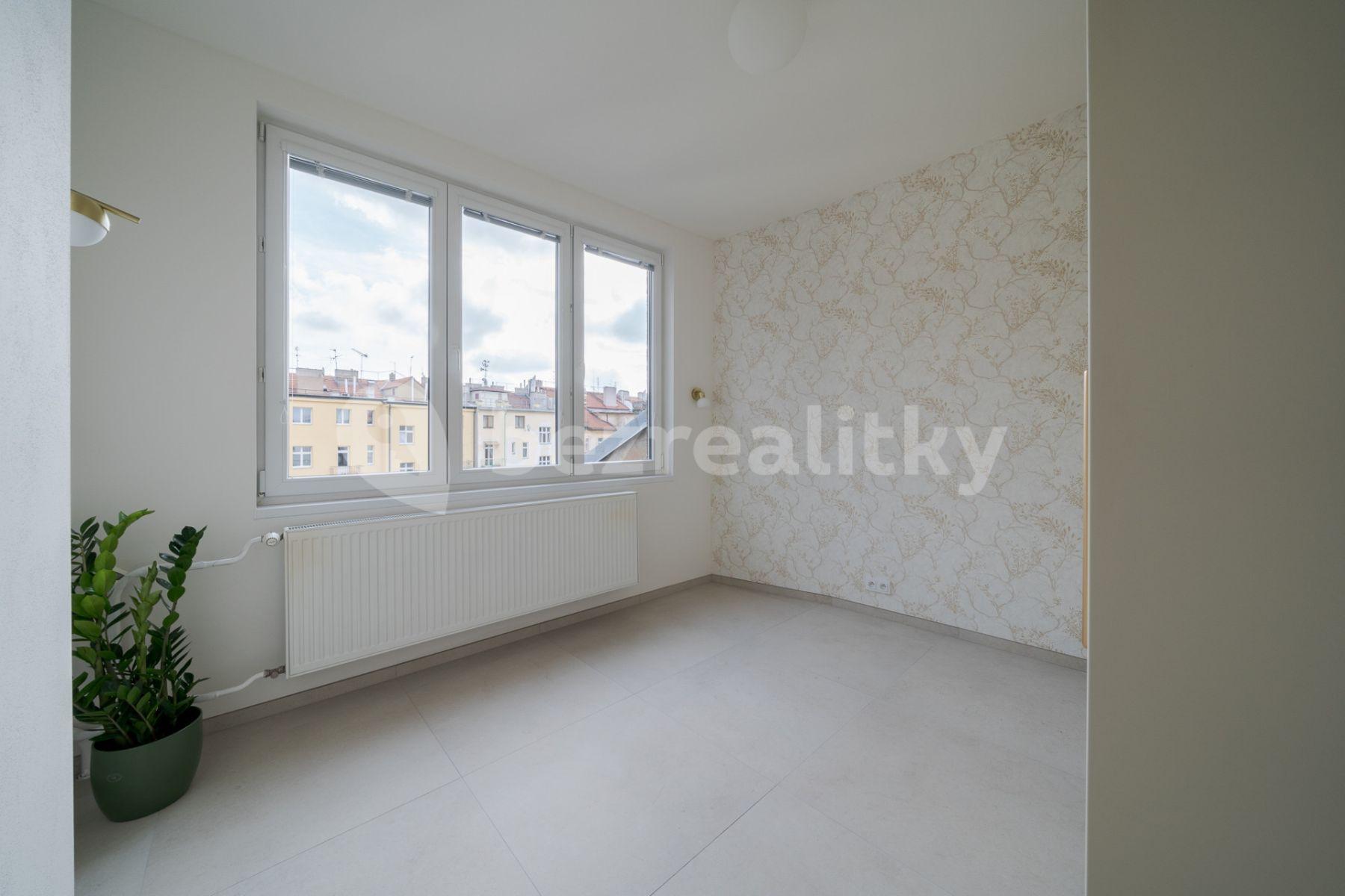 Pronájem bytu 3+kk 72 m², Kolínská, Praha, Praha