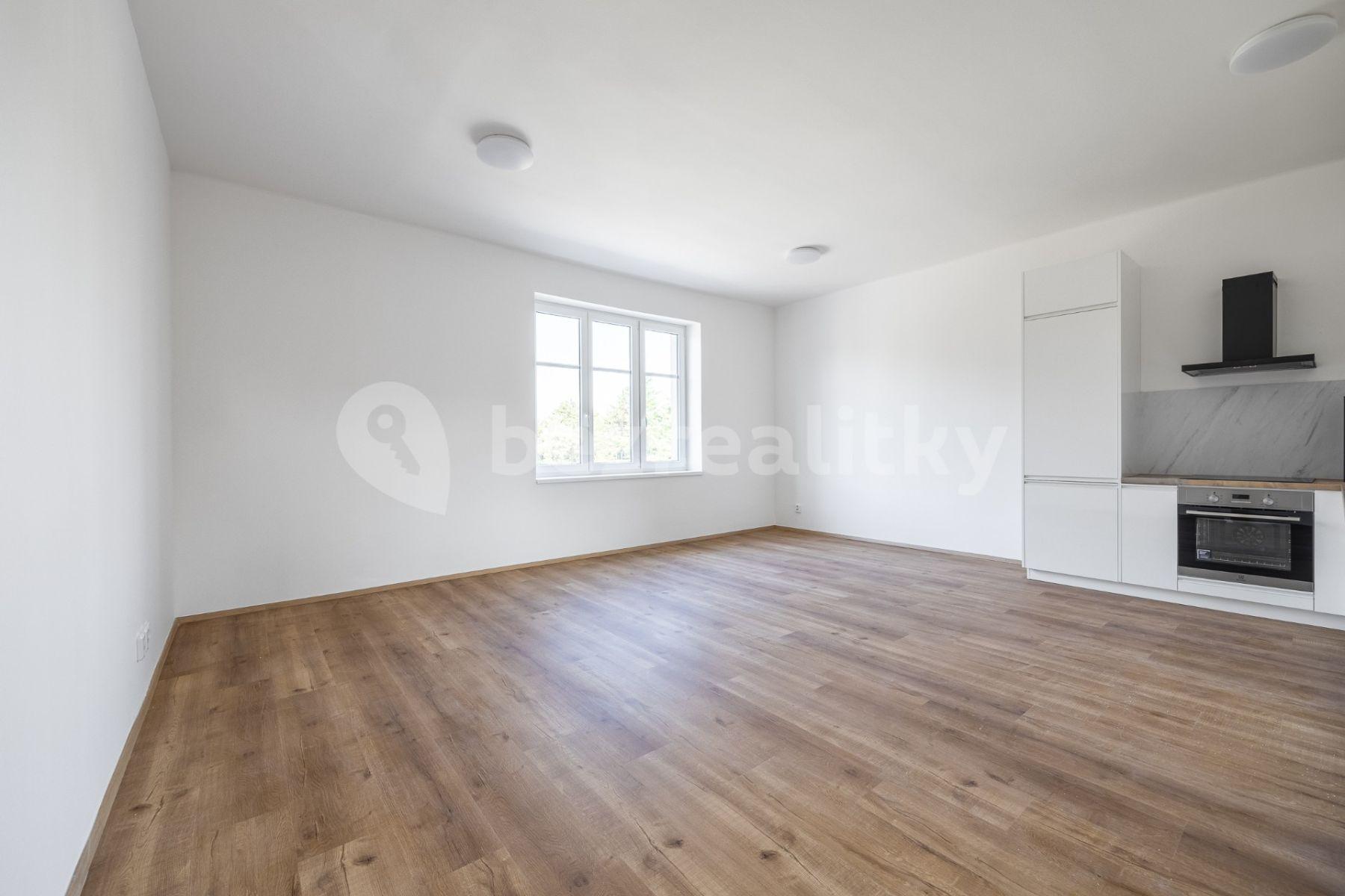 Prodej bytu 3+kk 101 m², Stehlíkova, Slaný, Středočeský kraj