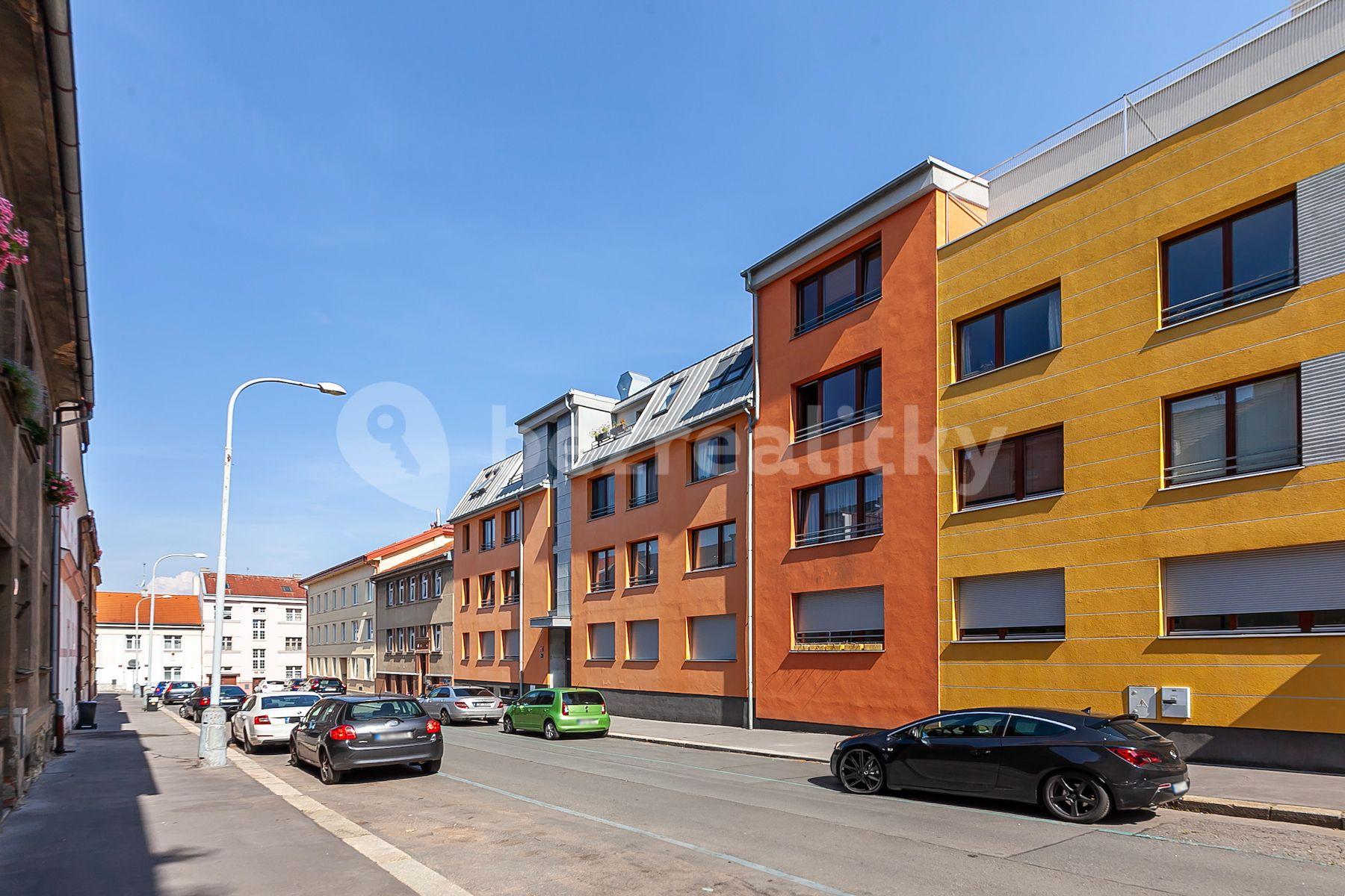 Prodej bytu 4+kk 89 m², Lovčenská, Praha, Praha