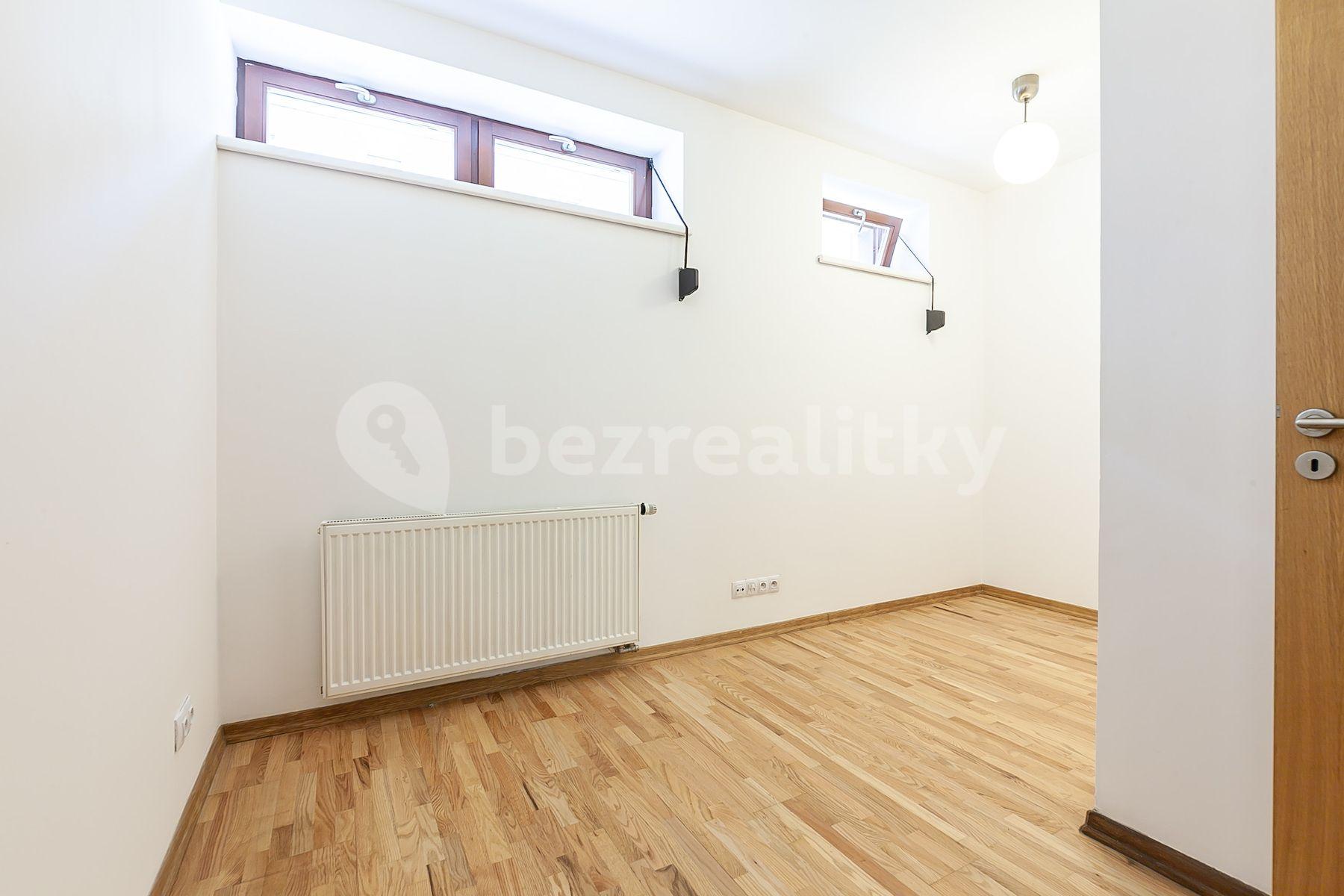 Prodej bytu 4+kk 89 m², Lovčenská, Praha, Praha