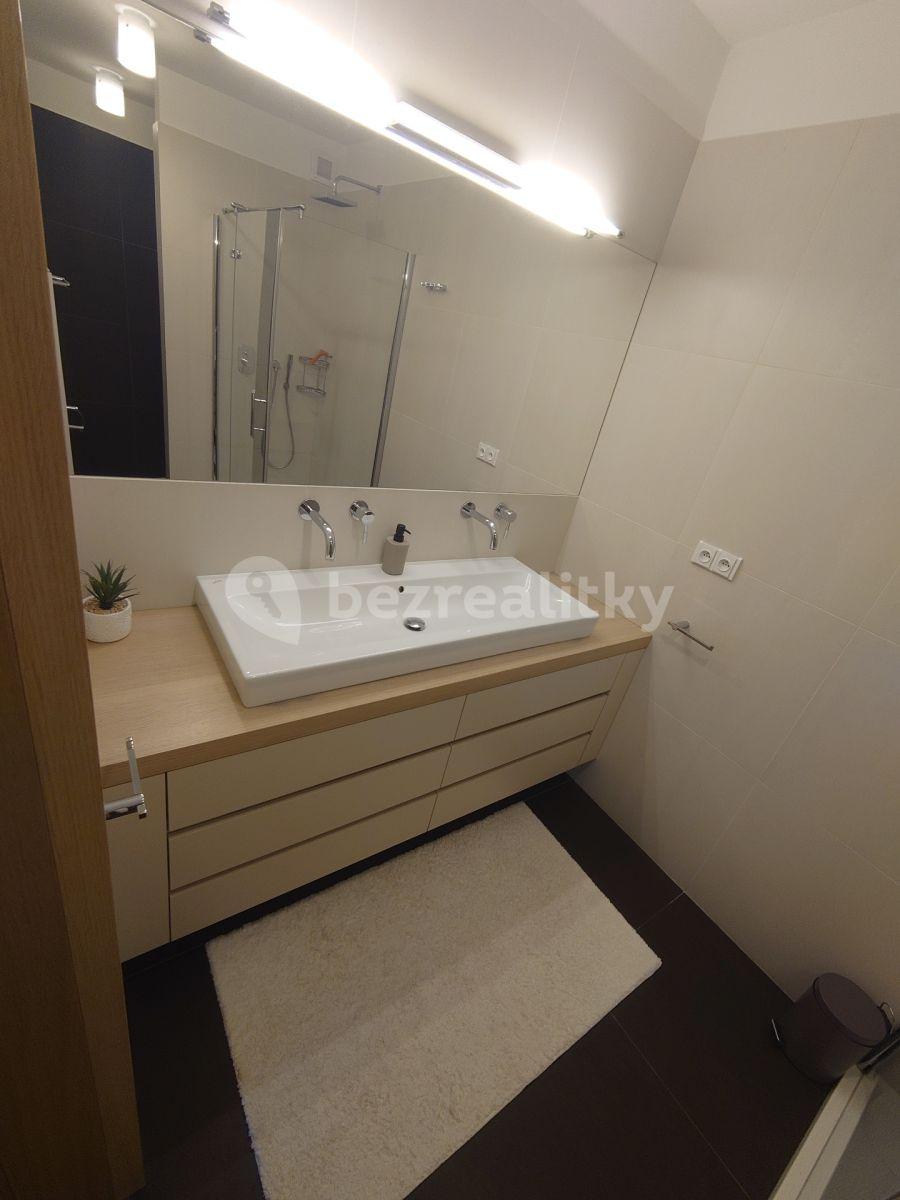 Pronájem bytu 3+kk 90 m², Vychodilova, Brno, Jihomoravský kraj