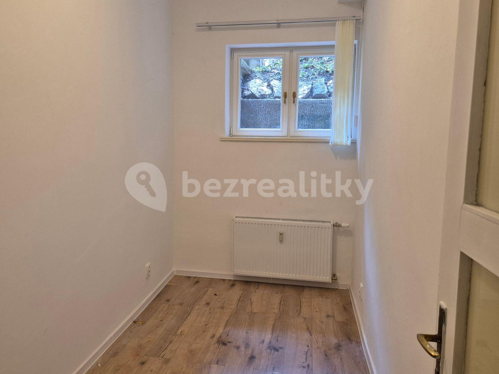 Pronájem nebytového prostoru 40 m², Šlejnická, Praha, Praha