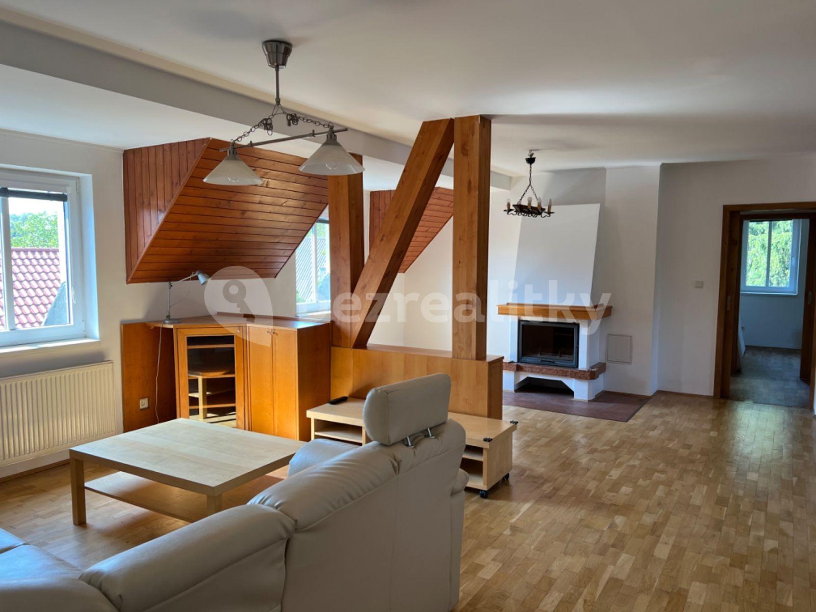 Pronájem bytu 4+kk 180 m², Na Návsi, Babice, Středočeský kraj