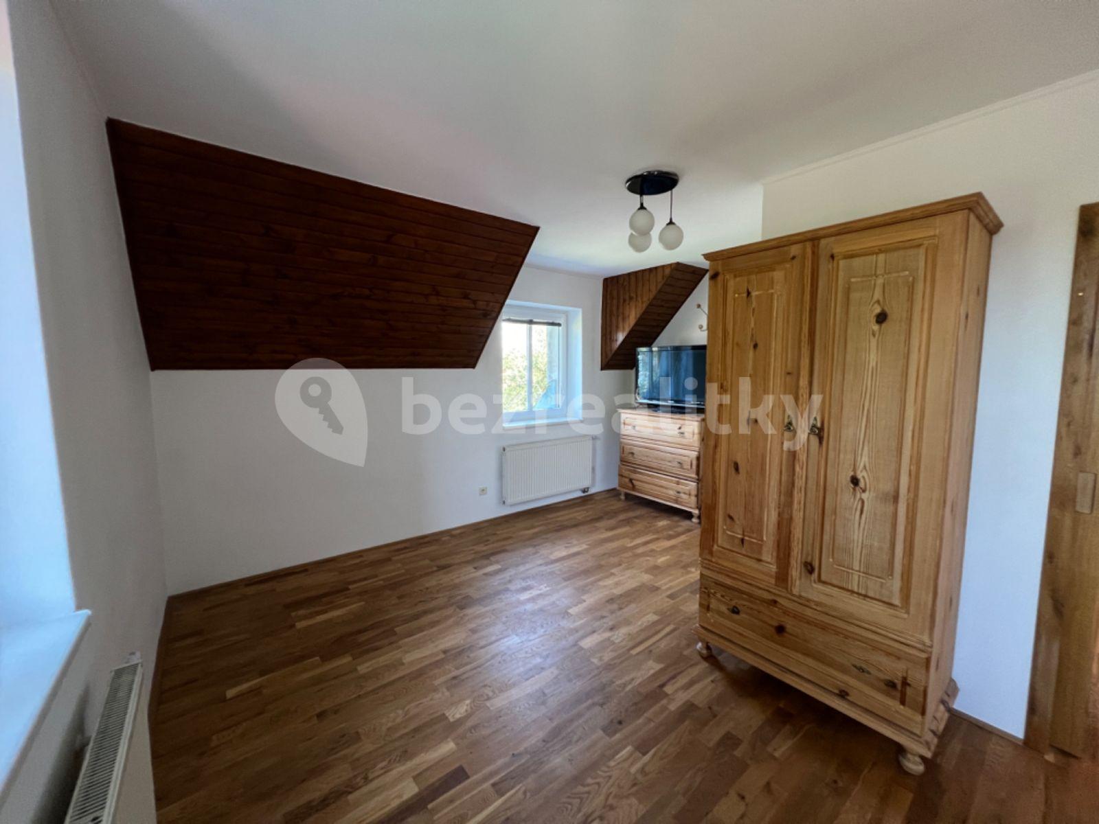 Pronájem bytu 4+kk 180 m², Na Návsi, Babice, Středočeský kraj