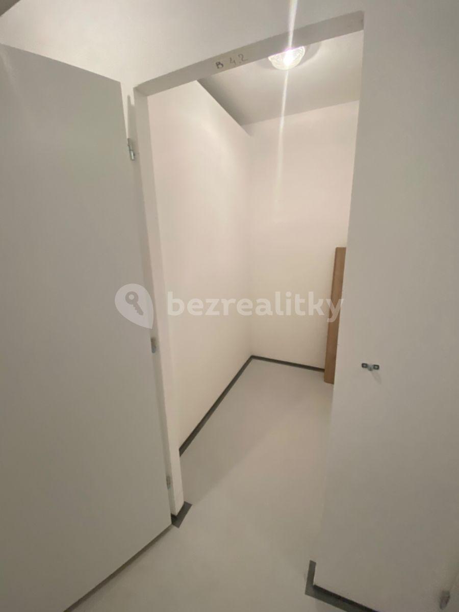 Pronájem bytu 2+kk 40 m², Prokopa Holého, Slaný, Středočeský kraj