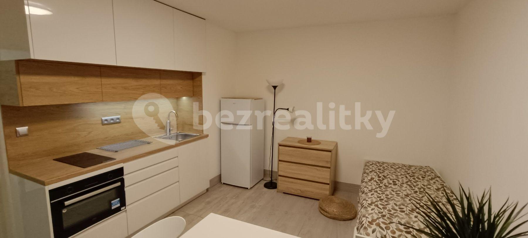 Pronájem bytu 1+kk 26 m², Pod Kynclovkou, Praha, Praha