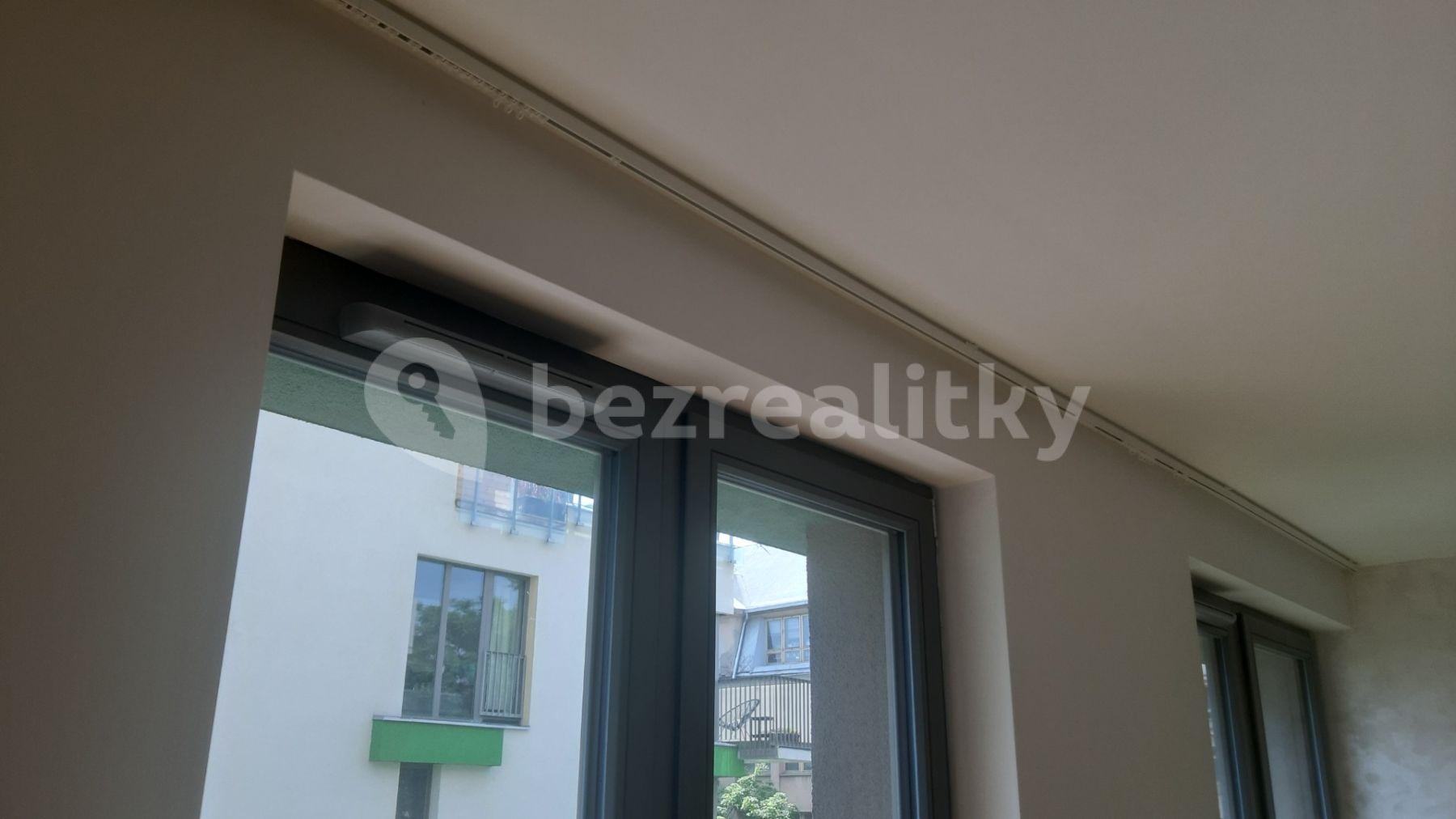 Prodej bytu 2+kk 56 m², Altajská, Praha, Praha