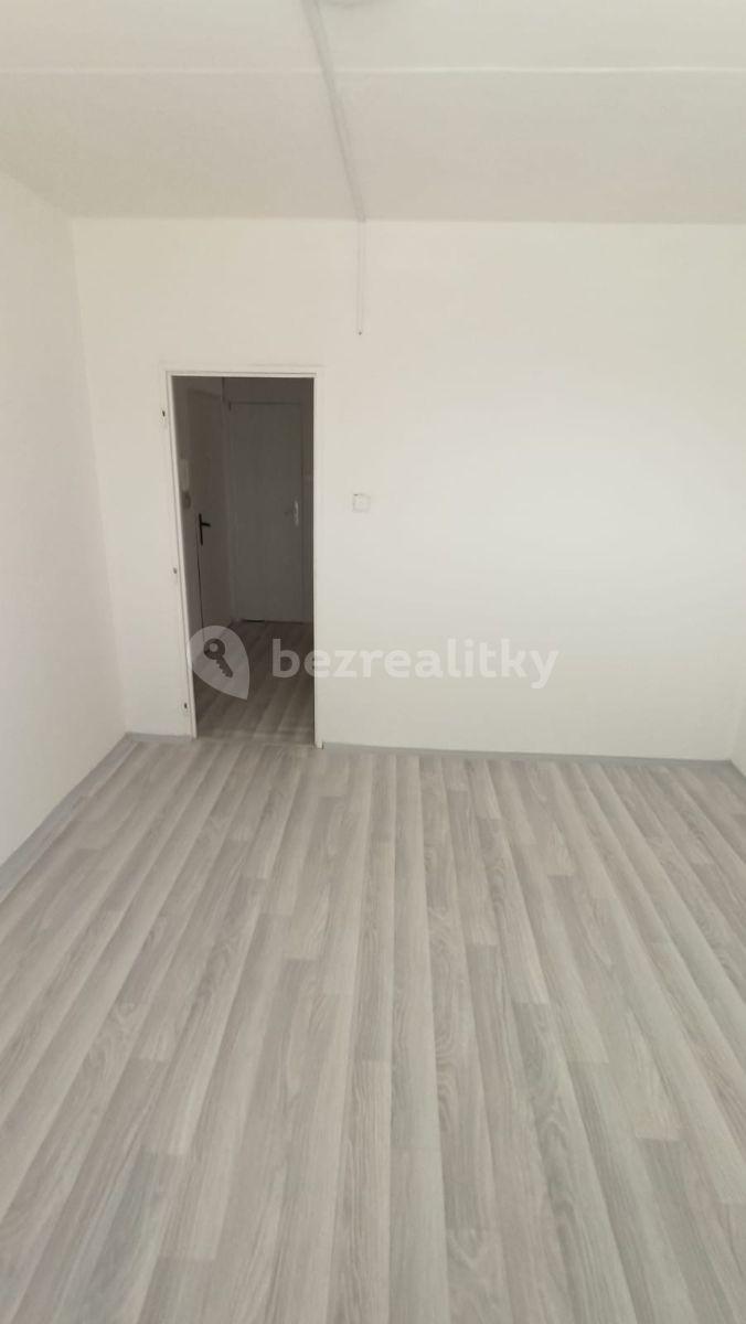 Pronájem bytu 2+1 49 m², Sídliště Za Chlumem, Bílina, Ústecký kraj