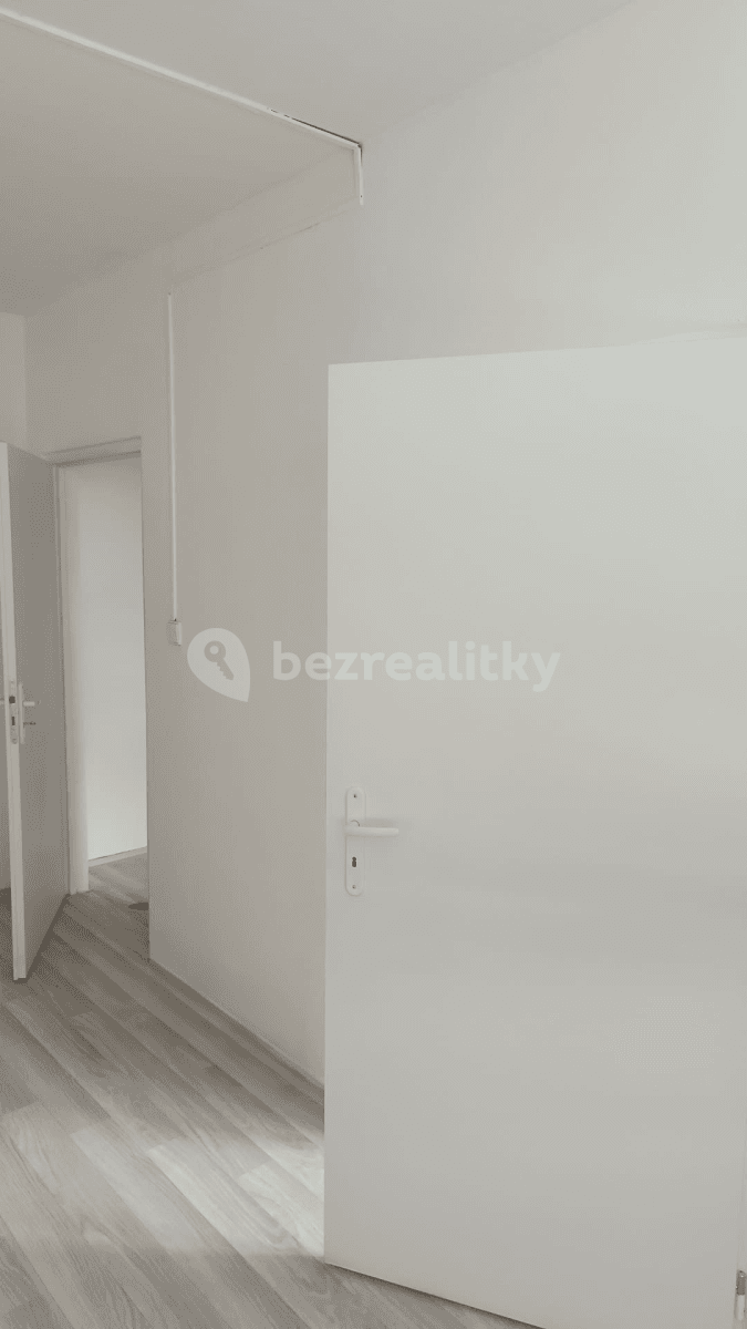 Pronájem bytu 2+1 49 m², Sídliště Za Chlumem, Bílina, Ústecký kraj