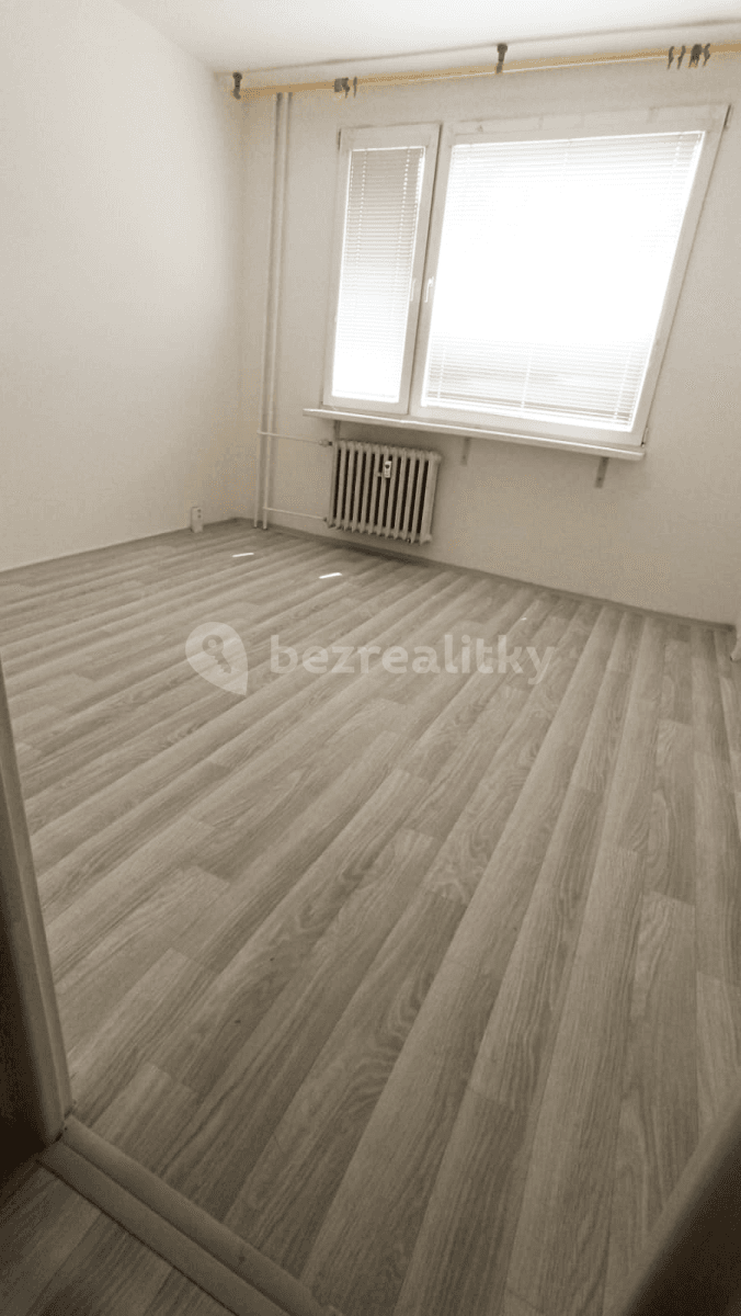 Pronájem bytu 2+1 49 m², Sídliště Za Chlumem, Bílina, Ústecký kraj