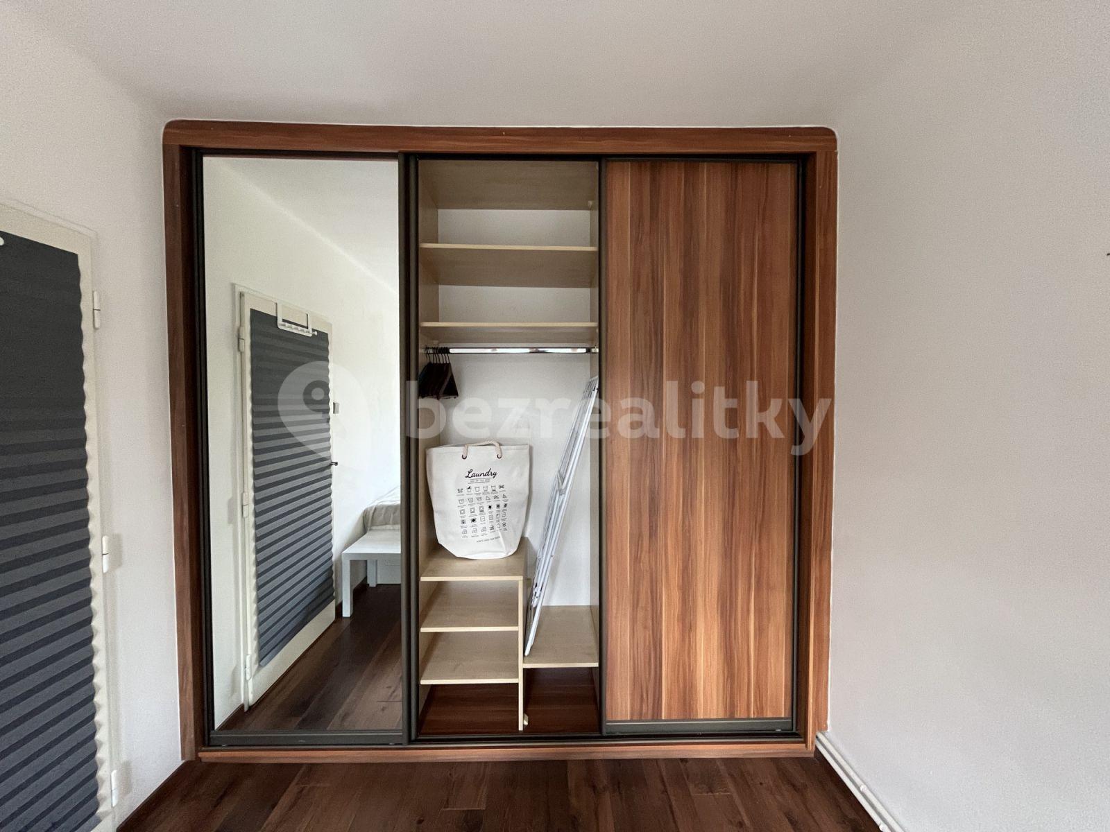 Pronájem bytu 2+1 130 m², Podléšková, Praha, Praha