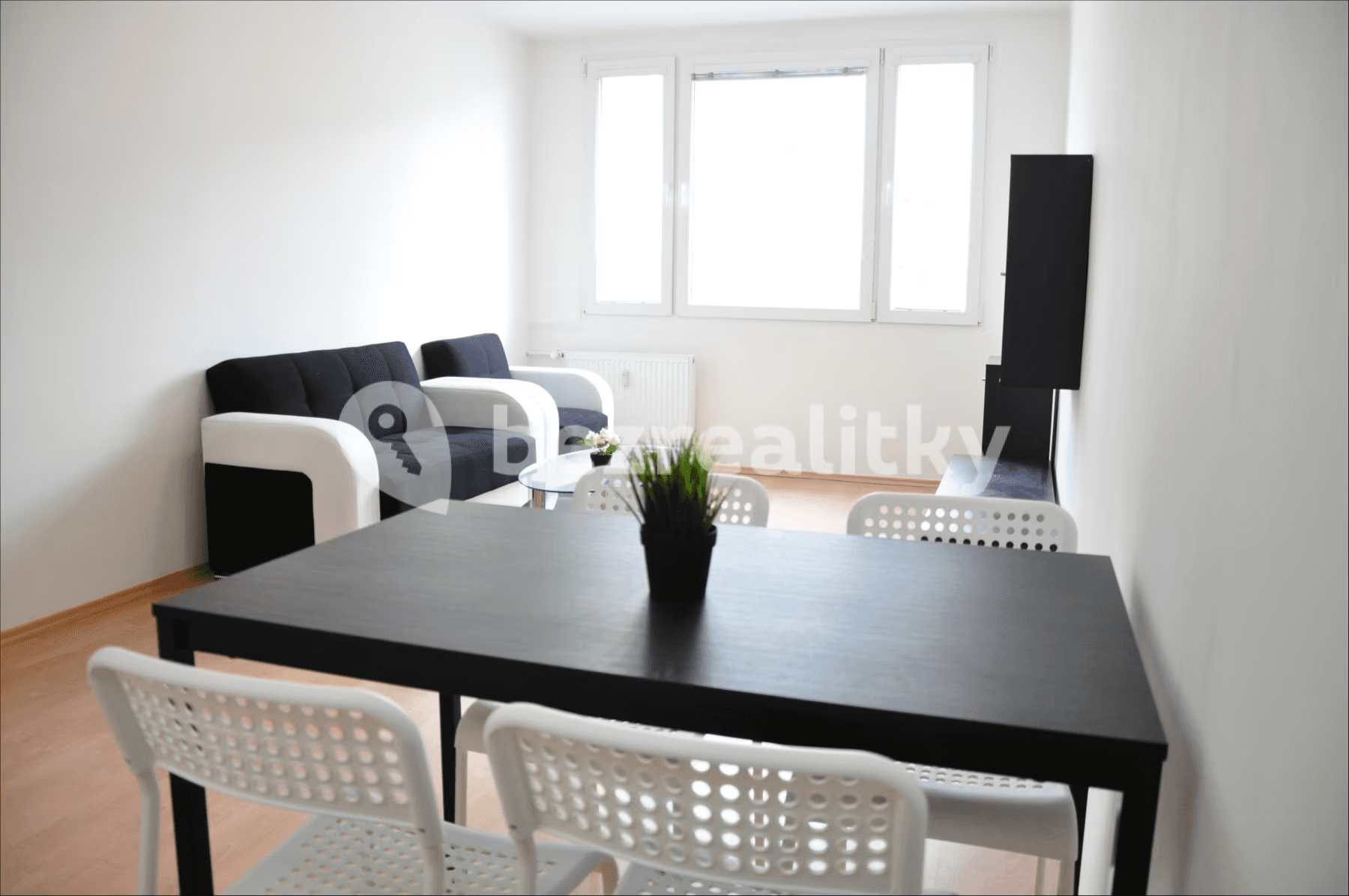 Pronájem bytu 2+kk 42 m², Pujmanové, Praha, Praha