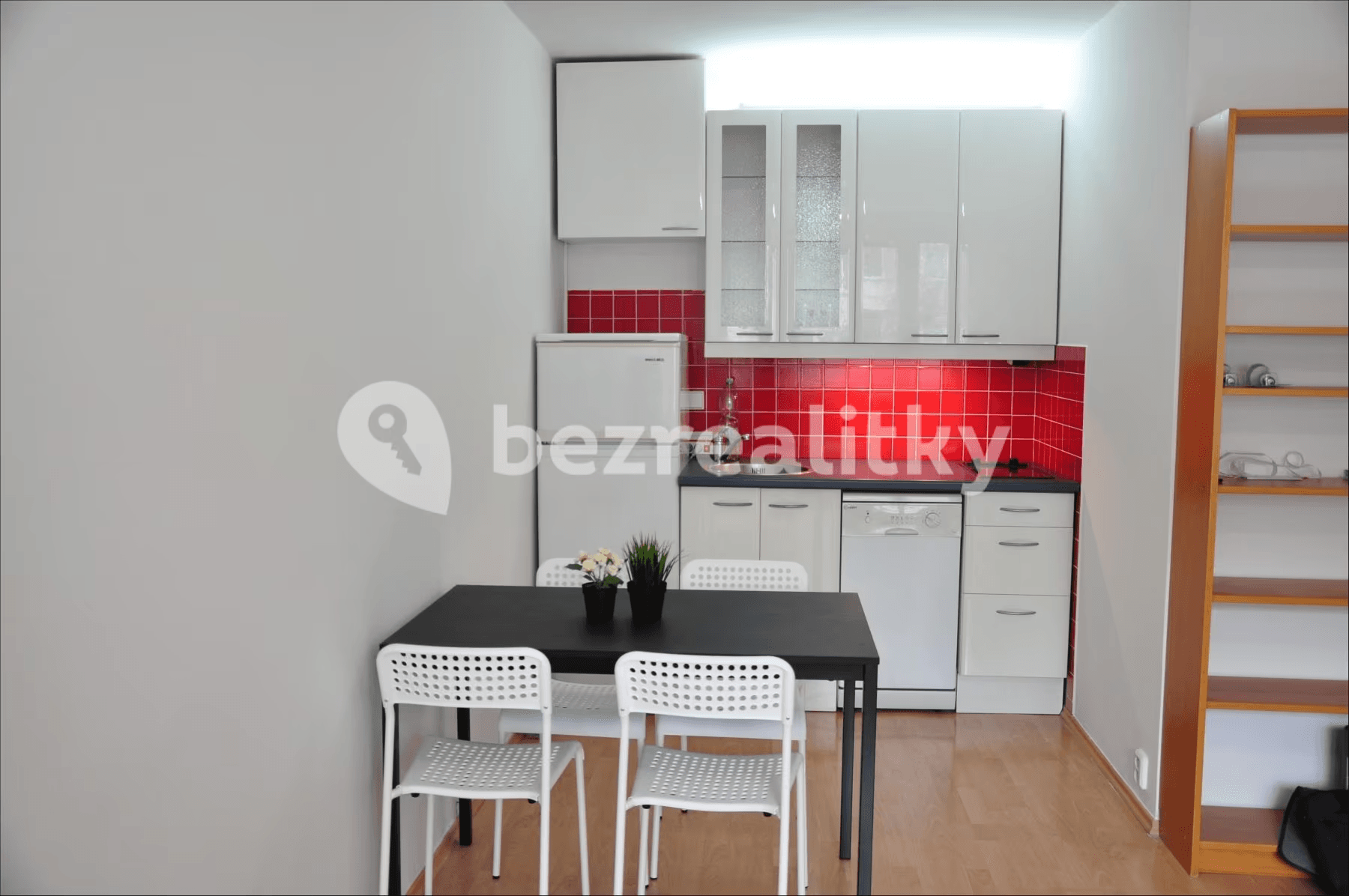 Pronájem bytu 2+kk 42 m², Pujmanové, Praha, Praha