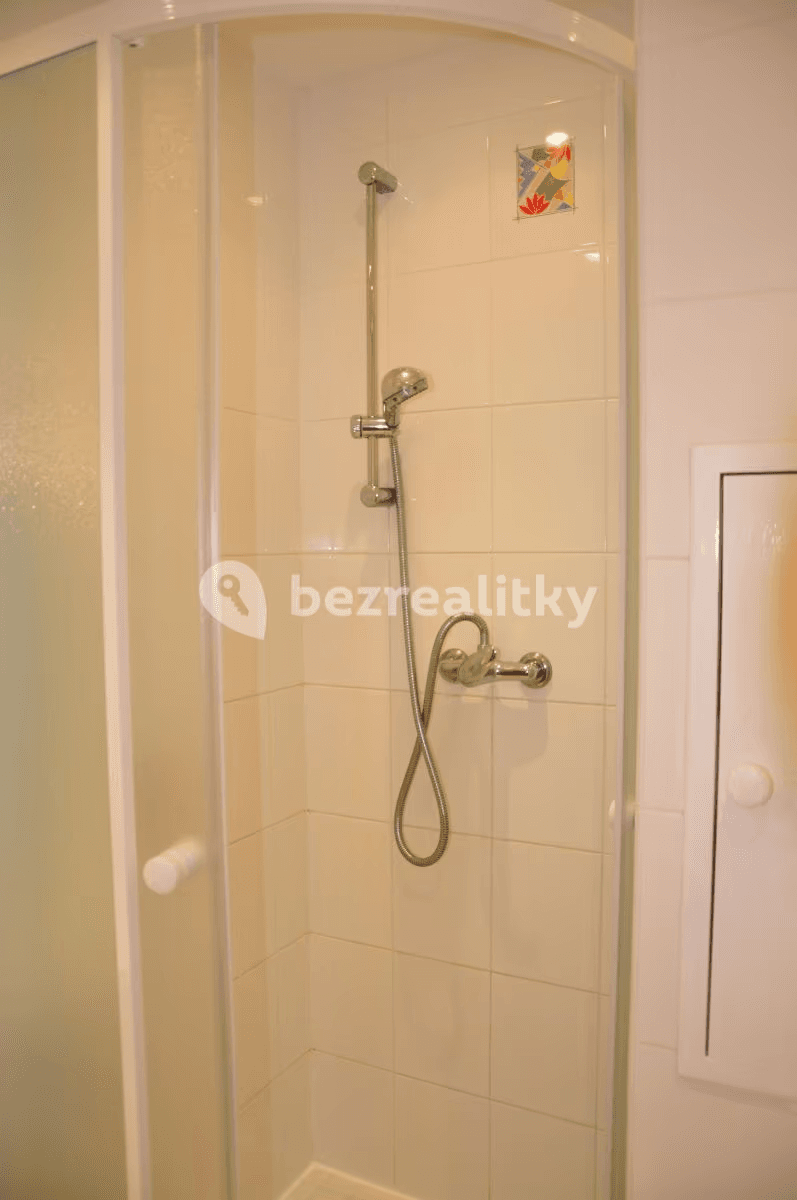 Pronájem bytu 2+kk 42 m², Pujmanové, Praha, Praha