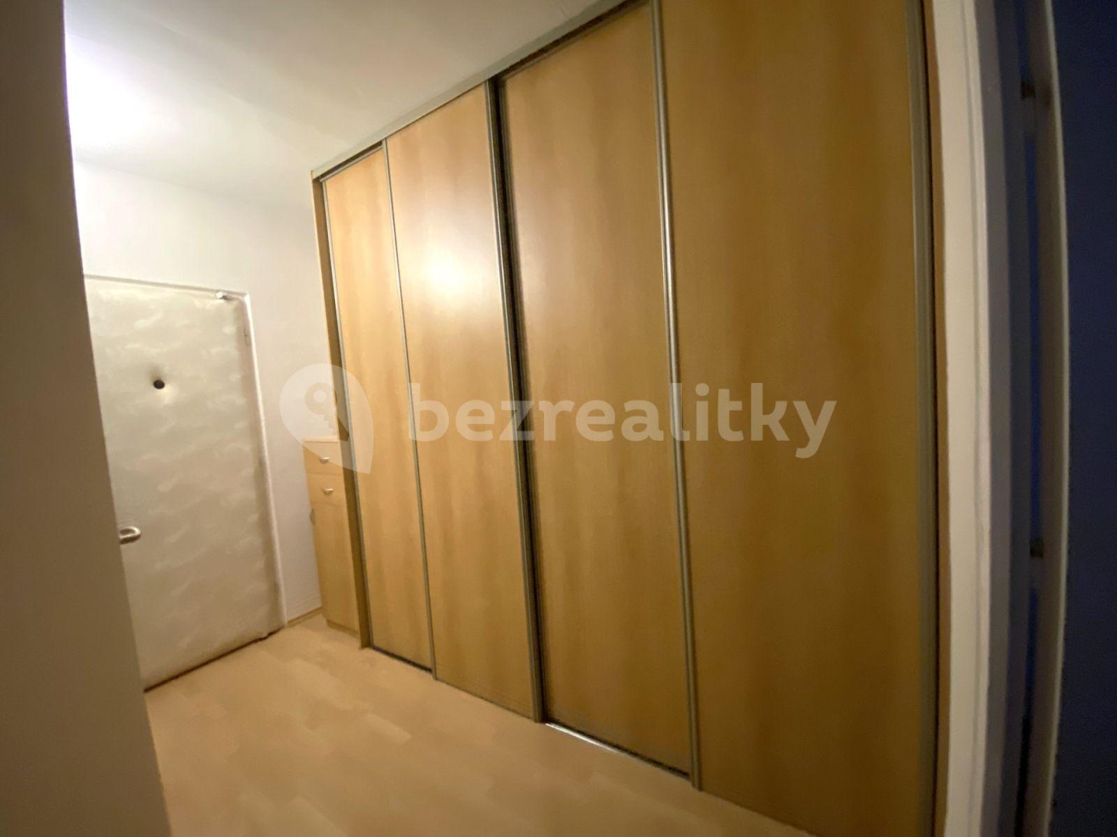 Pronájem bytu 2+kk 42 m², Pujmanové, Praha, Praha