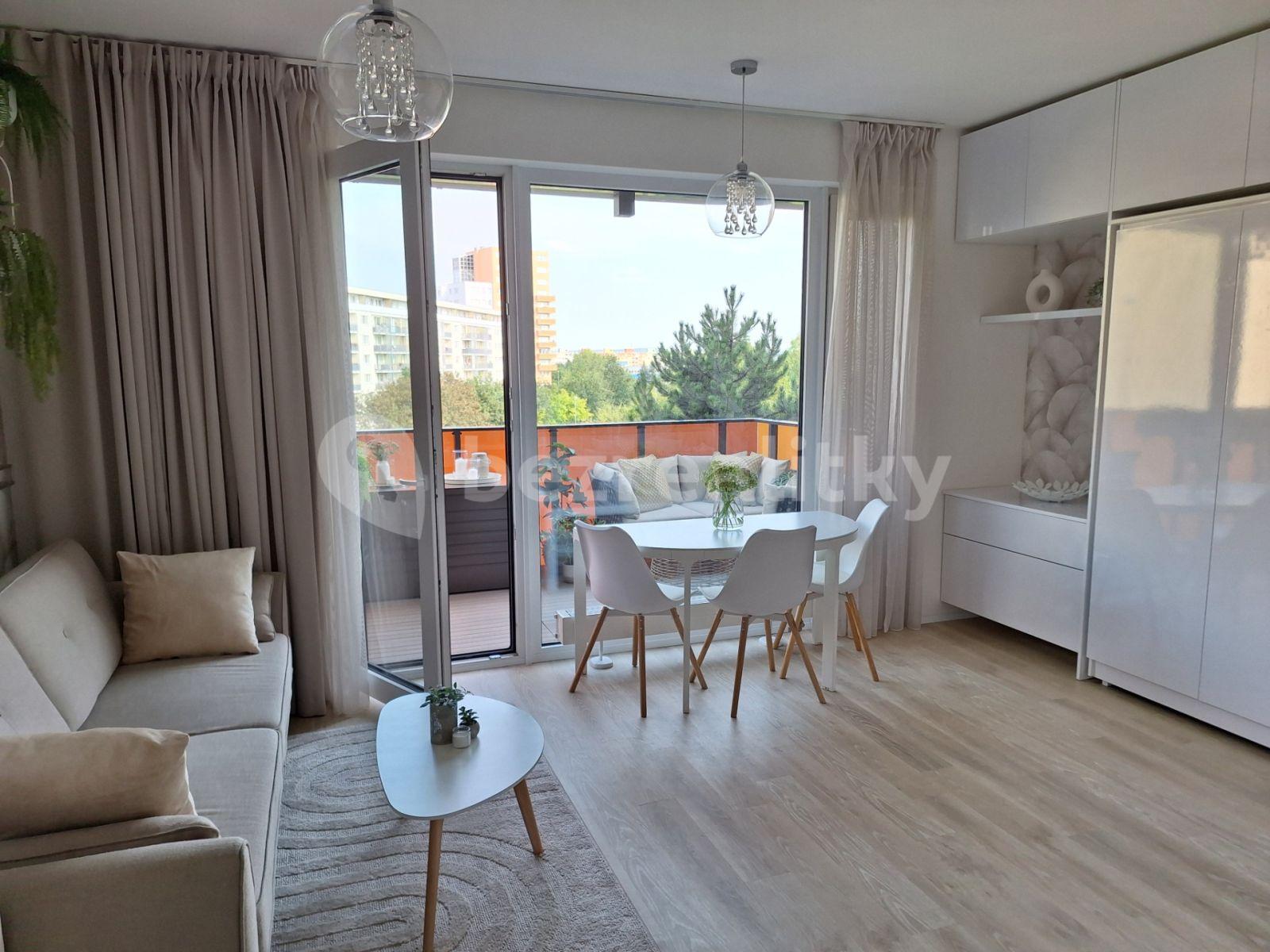 Pronájem bytu 1+kk 36 m², Bolevecká, Praha, Praha