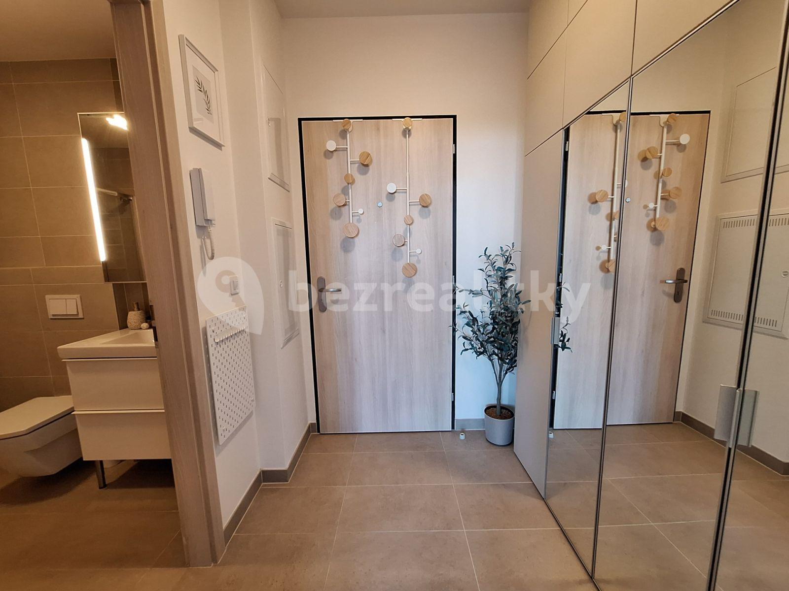 Pronájem bytu 1+kk 36 m², Bolevecká, Praha, Praha