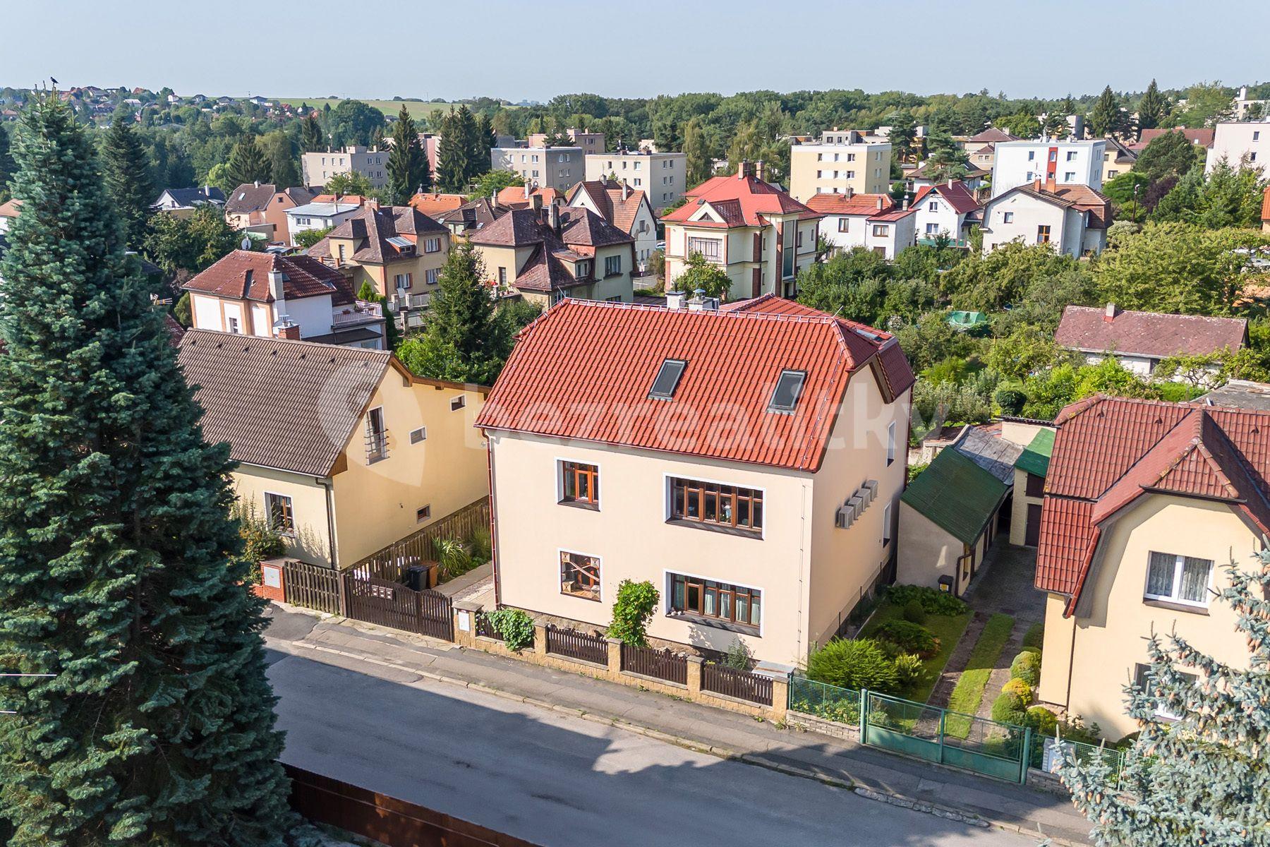 Prodej domu 294 m², pozemek 414 m², Boženy Němcové, Úvaly, Středočeský kraj