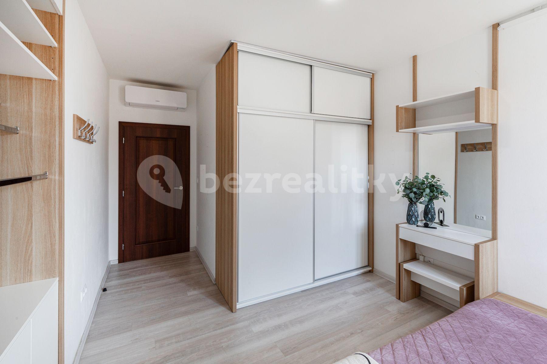 Prodej domu 294 m², pozemek 414 m², Boženy Němcové, Úvaly, Středočeský kraj