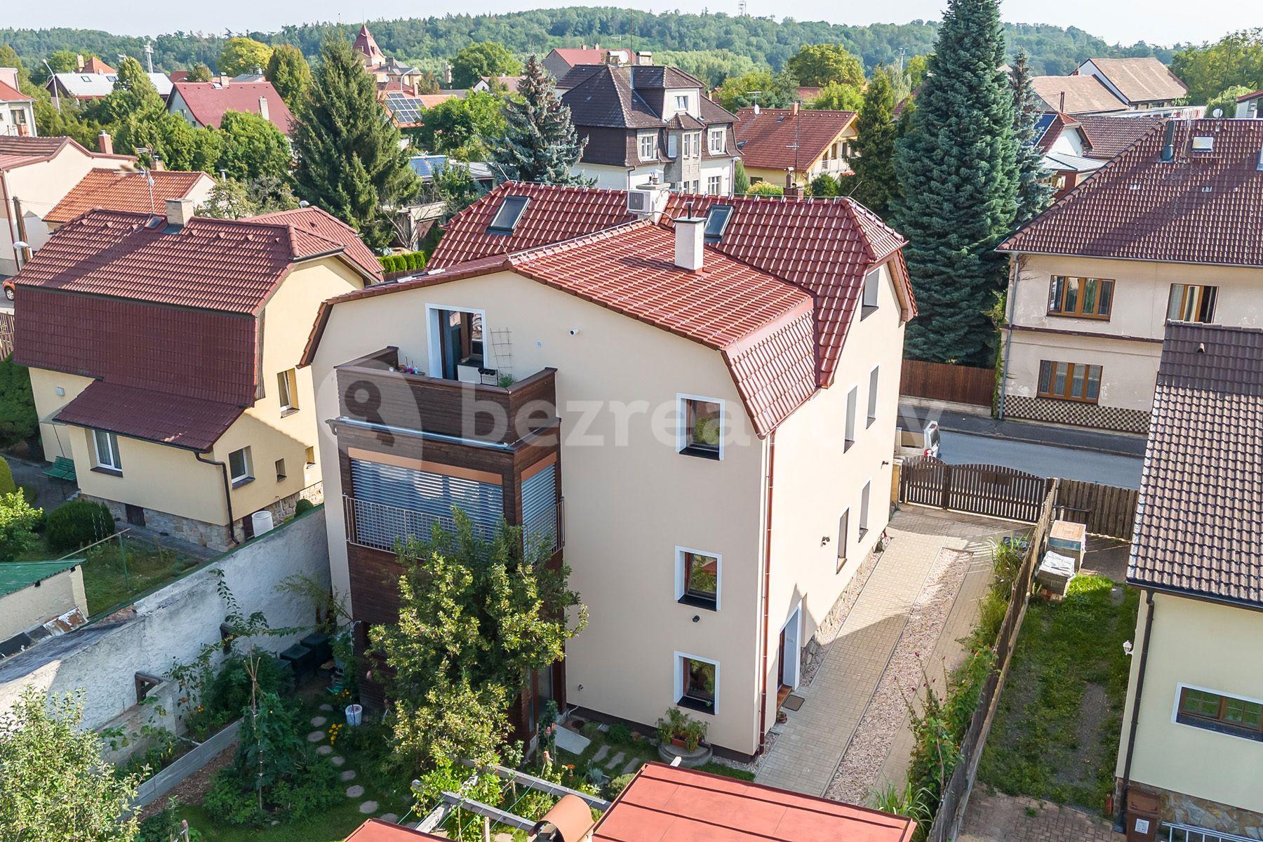 Prodej domu 294 m², pozemek 414 m², Boženy Němcové, Úvaly, Středočeský kraj