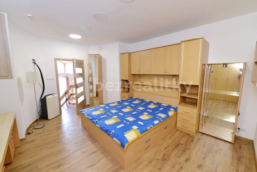 Pronájem bytu 2+kk 43 m², Nad Kolonií, Praha, Praha