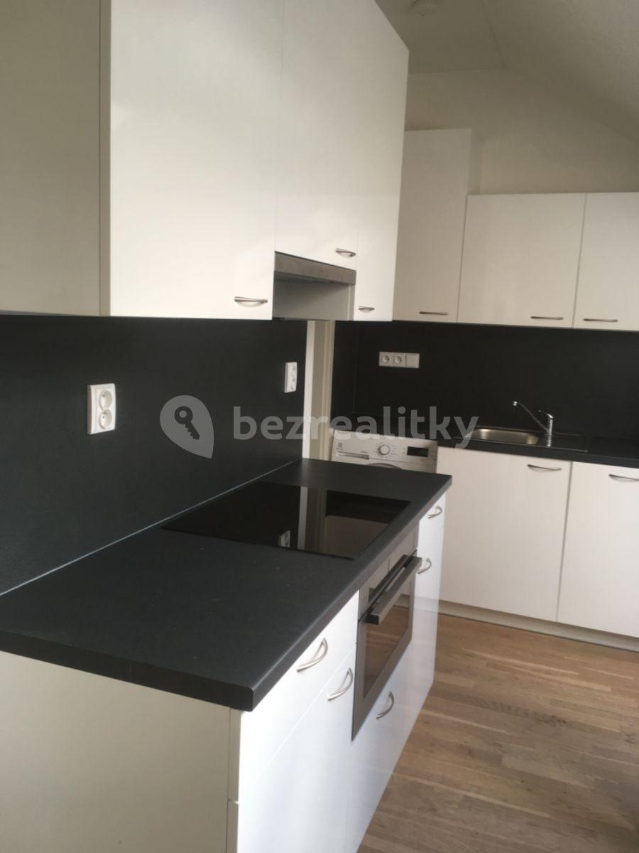 Prodej bytu 1+kk 58 m², Velvarská, Praha, Praha