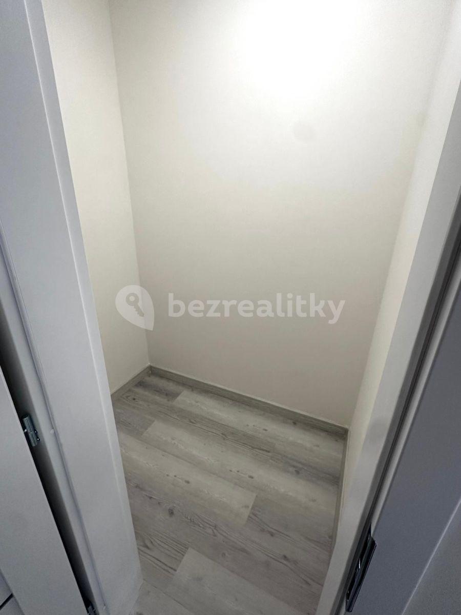 Prodej bytu 1+kk 29 m², Klapálkova, Praha, Praha