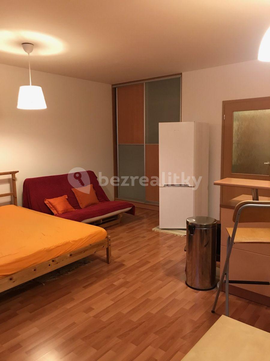 Pronájem bytu 1+kk 38 m², Mikulova, Praha, Praha