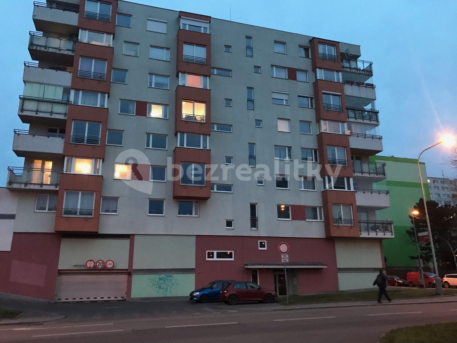 Pronájem bytu 1+kk 38 m², Mikulova, Praha, Praha