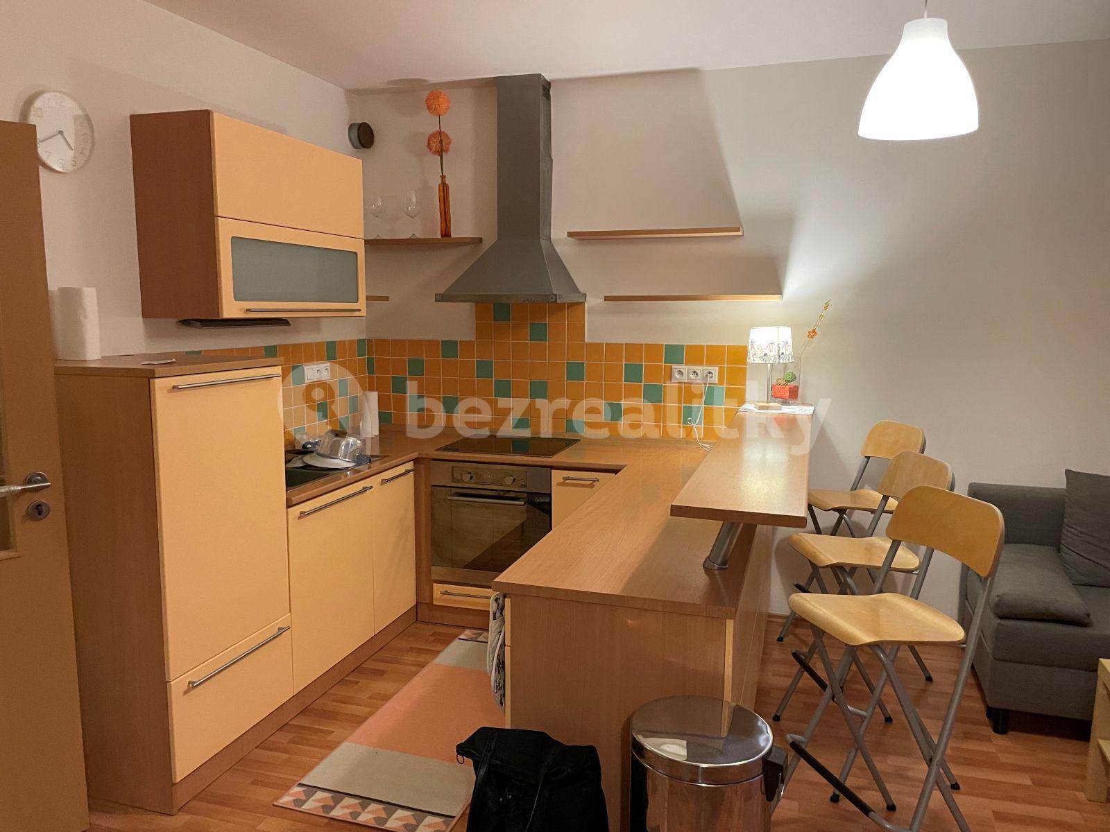 Pronájem bytu 1+kk 38 m², Mikulova, Praha, Praha