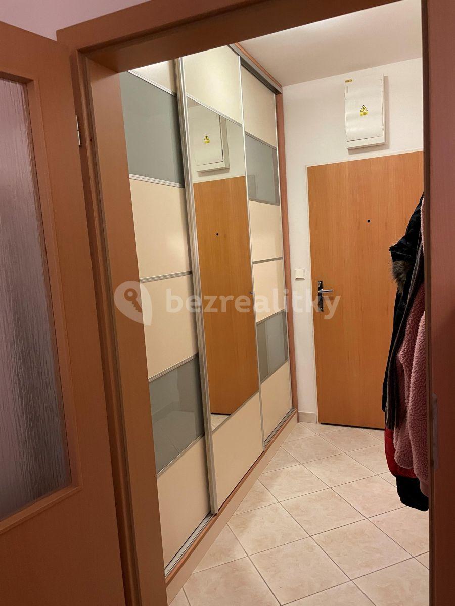 Pronájem bytu 1+kk 38 m², Mikulova, Praha, Praha