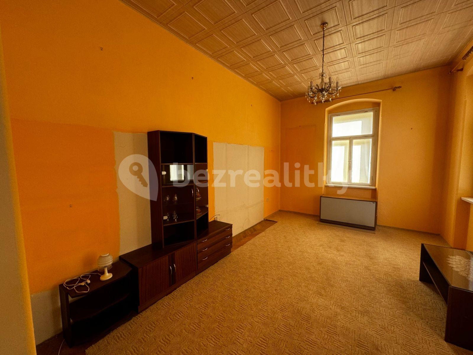 Pronájem bytu 2+1 60 m², Nádražní, Žamberk, Pardubický kraj