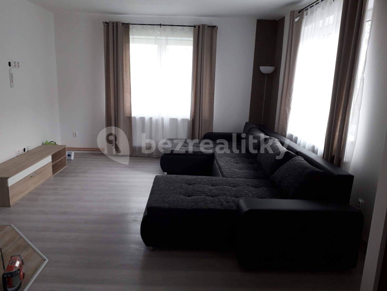 Prodej domu 180 m², pozemek 1.889 m², Bukovina nad Labem, Pardubický kraj