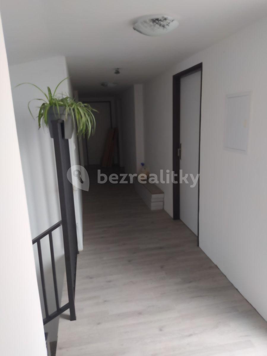 Prodej domu 180 m², pozemek 1.889 m², Bukovina nad Labem, Pardubický kraj