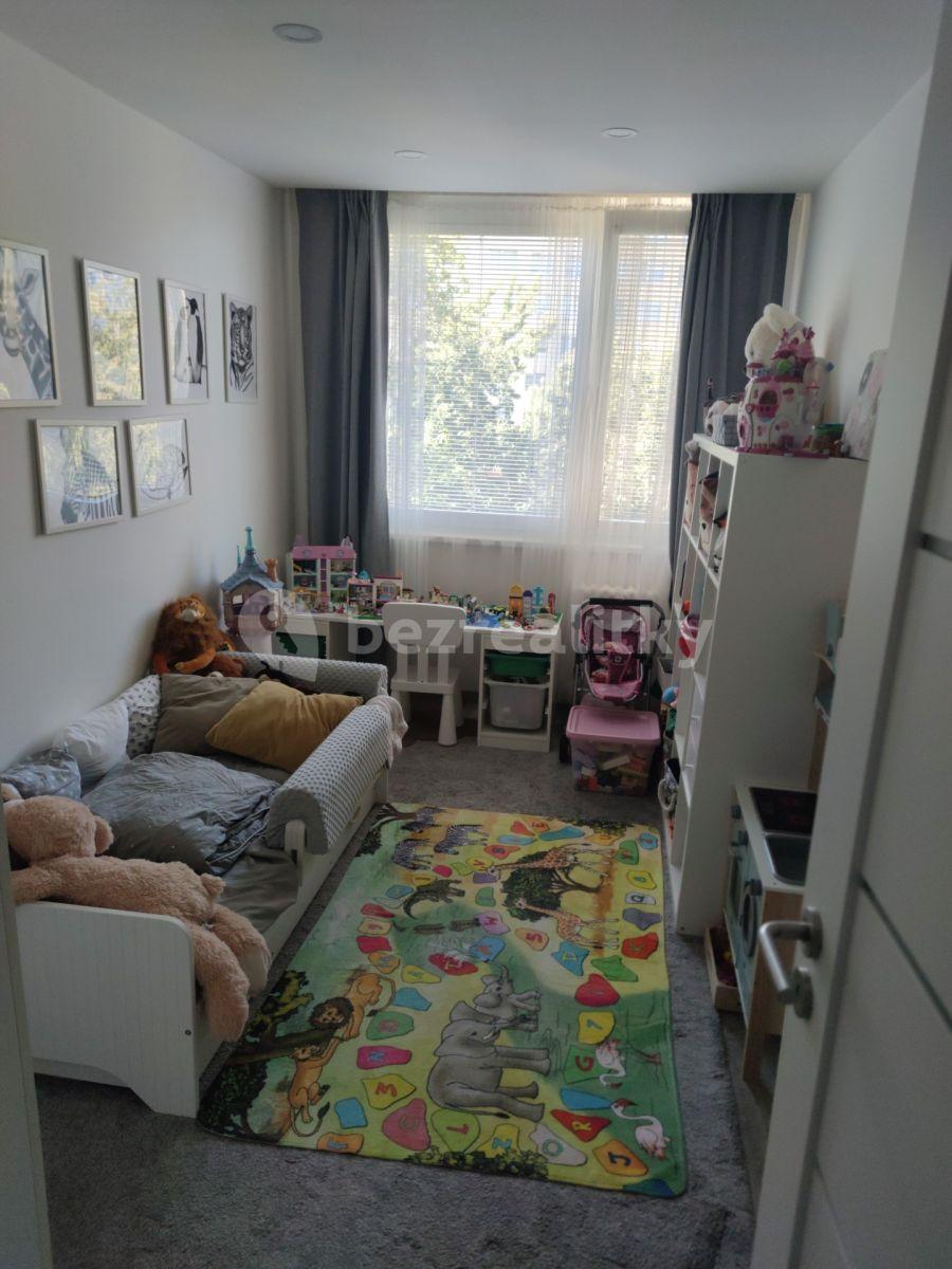 Pronájem bytu 3+kk 68 m², Janovská, Praha, Praha