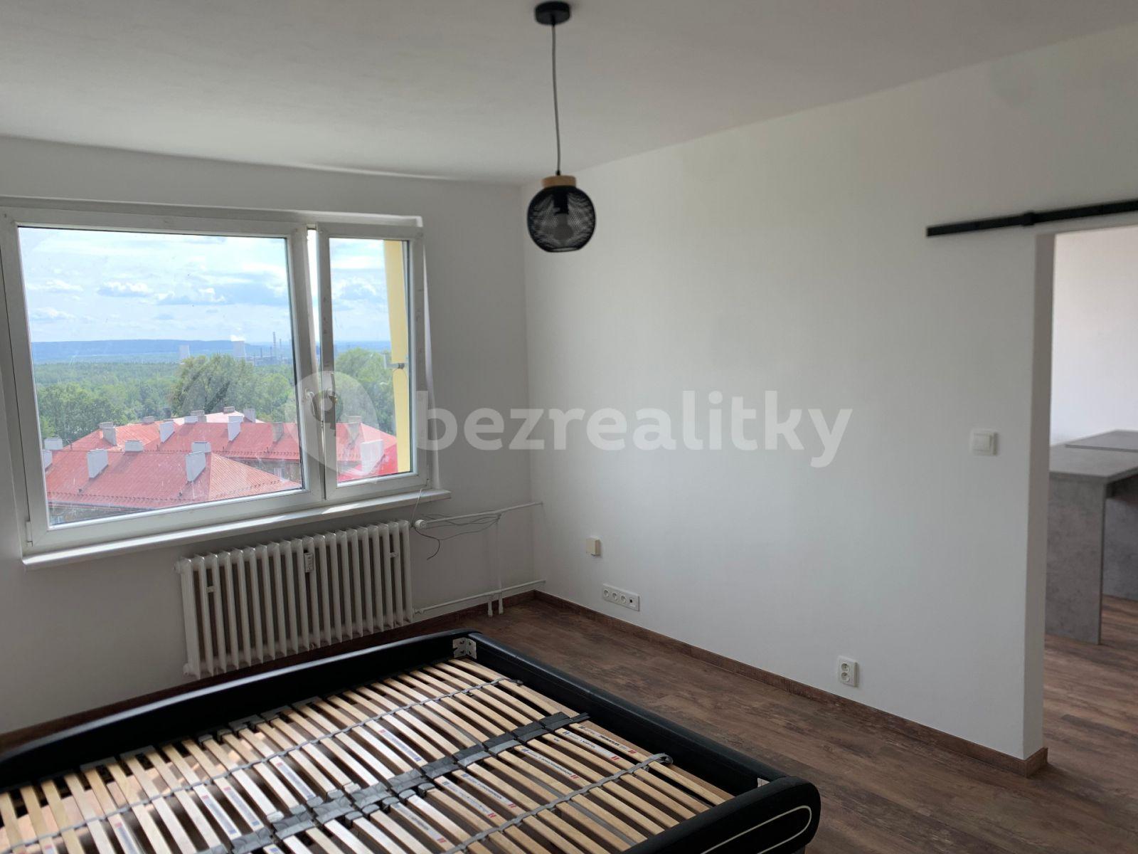 Pronájem bytu 2+kk 35 m², U Zámeckého parku, Litvínov, Ústecký kraj