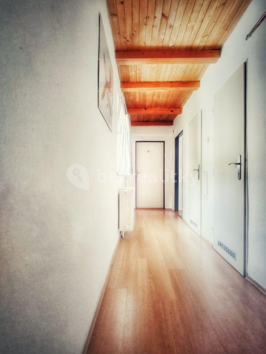 Pronájem bytu 3+1 84 m², Pod Kotlaskou, Praha, Praha