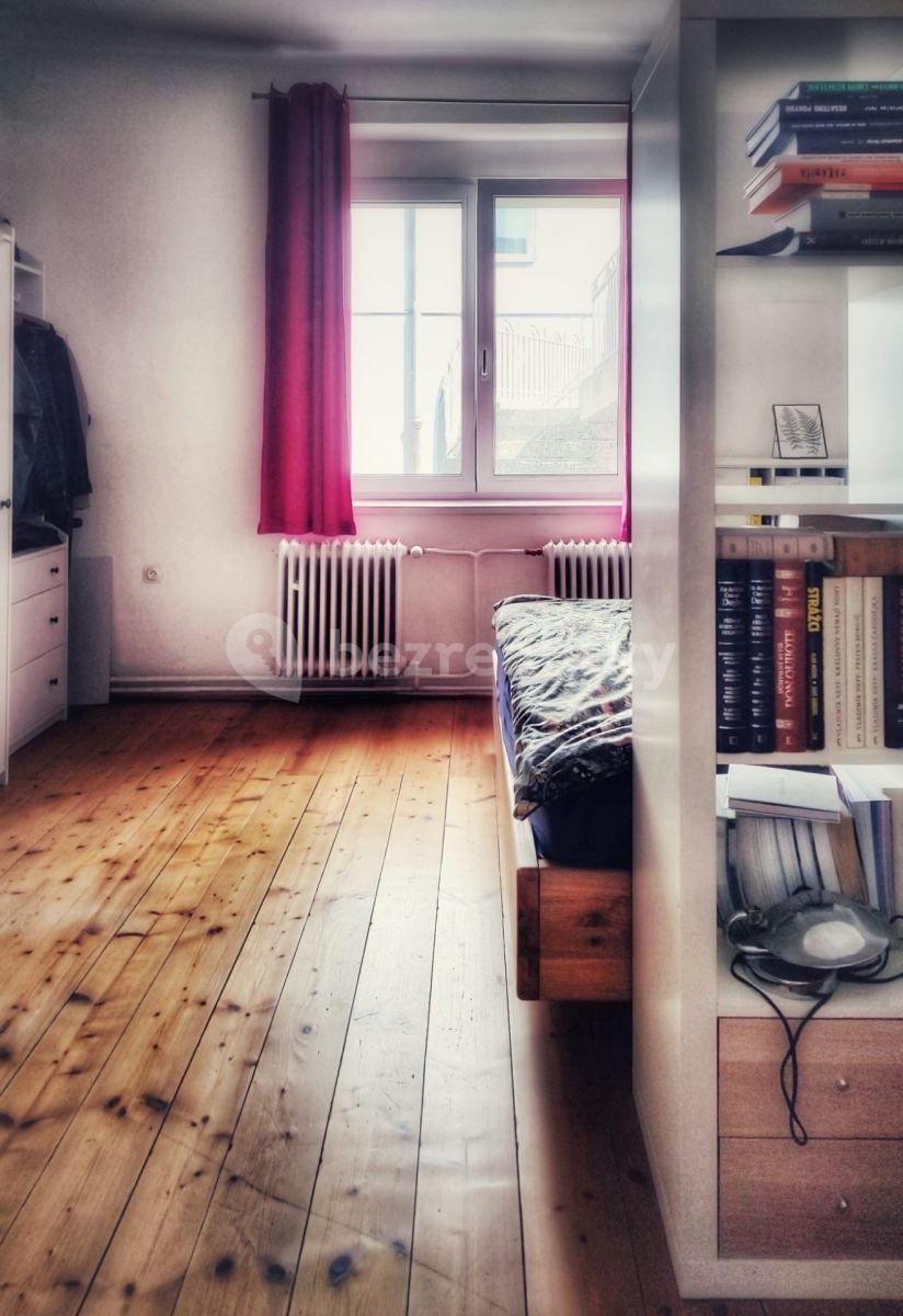 Pronájem bytu 3+1 84 m², Pod Kotlaskou, Praha, Praha