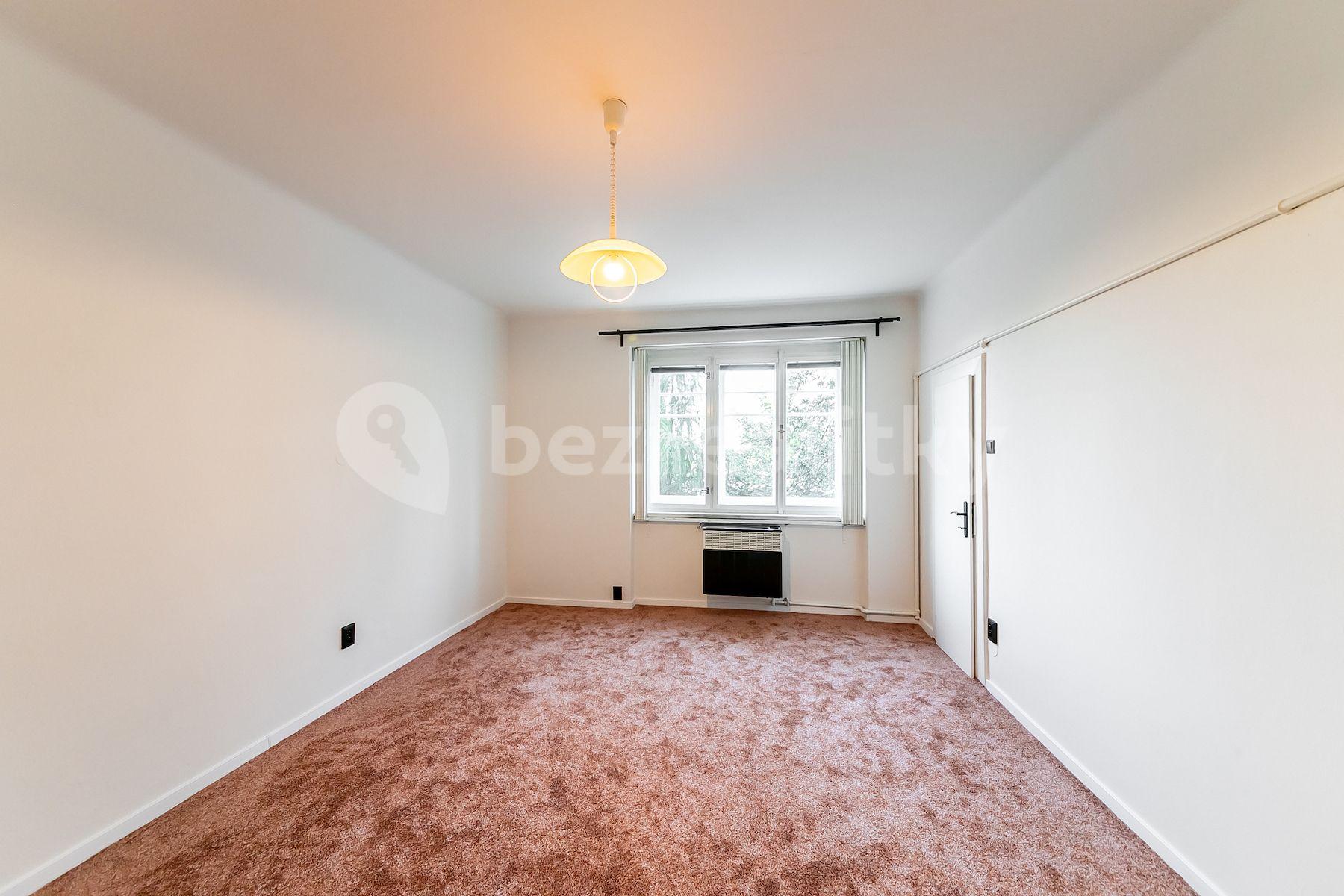 Prodej bytu 1+kk 26 m², Šlikova, Praha, Praha