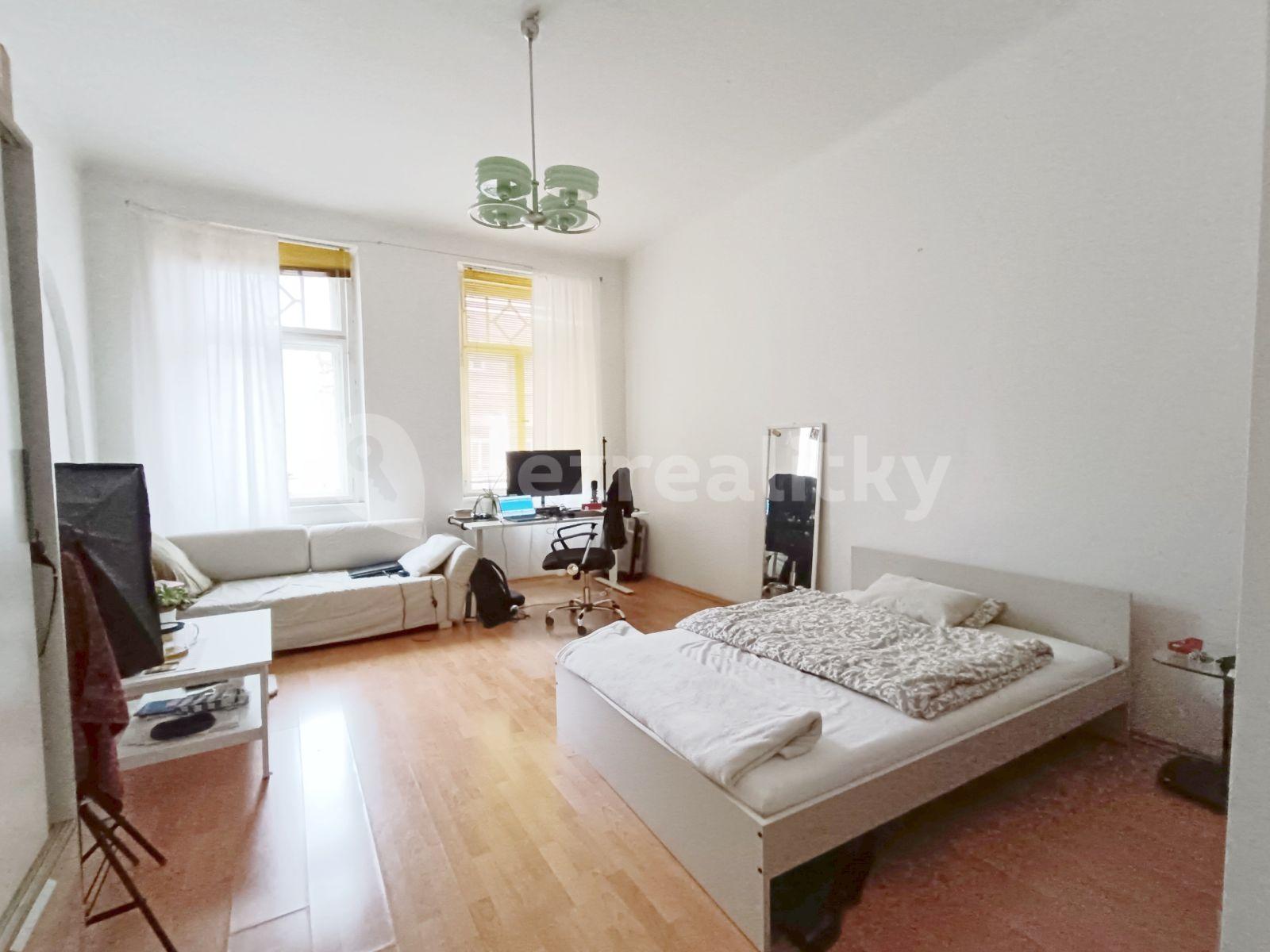 Pronájem bytu 3+1 18 m², Lesnická, Praha, Praha