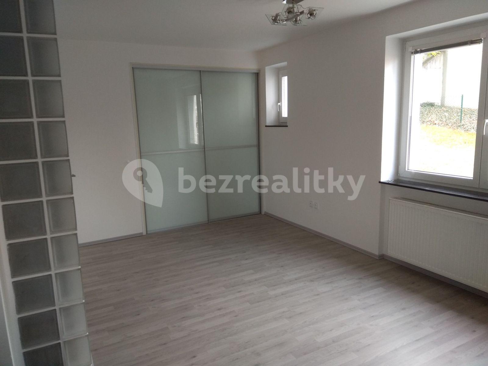 Pronájem bytu 3+kk 115 m², Nad Cementárnou, Praha, Praha