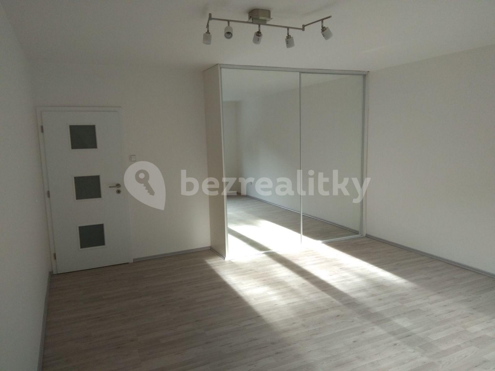 Pronájem bytu 3+kk 115 m², Nad Cementárnou, Praha, Praha