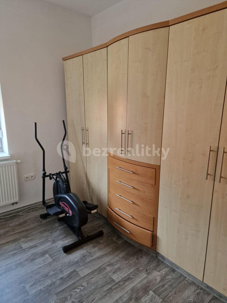 Pronájem bytu 3+kk 75 m², Dolní Dobrouč, Pardubický kraj