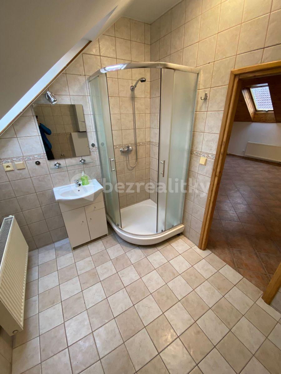 Pronájem bytu 2+kk 60 m², Štrossova, Pardubice, Pardubický kraj