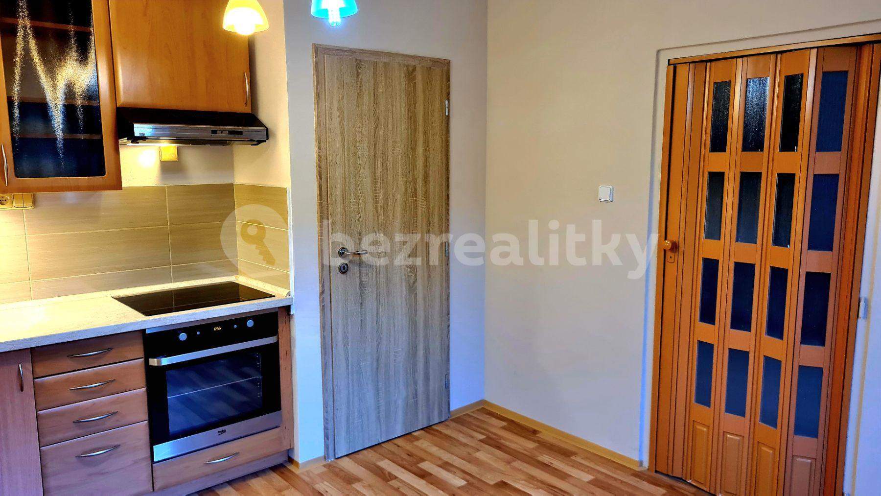 Pronájem bytu 2+kk 39 m², Tolstého, Ústí nad Labem, Ústecký kraj