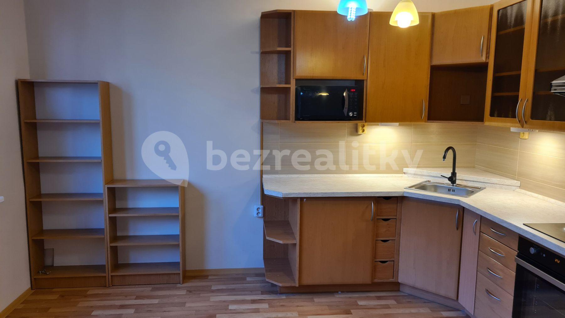 Pronájem bytu 2+kk 39 m², Tolstého, Ústí nad Labem, Ústecký kraj