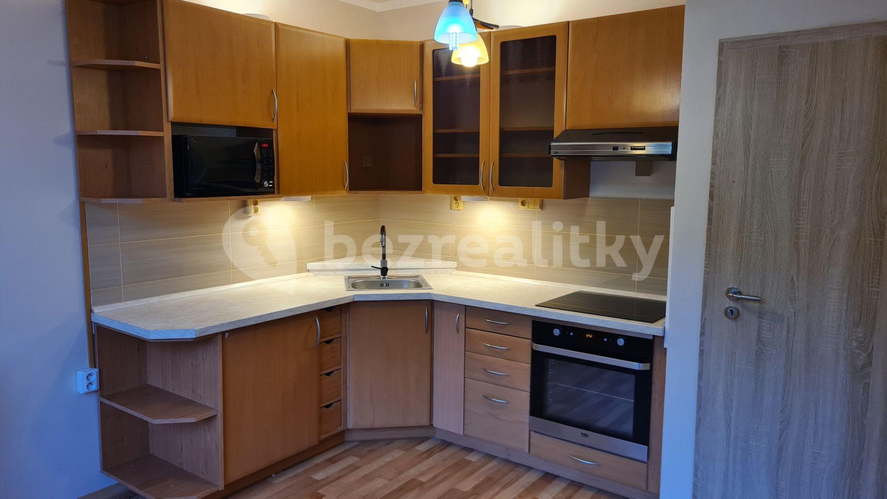 Pronájem bytu 2+kk 39 m², Tolstého, Ústí nad Labem, Ústecký kraj