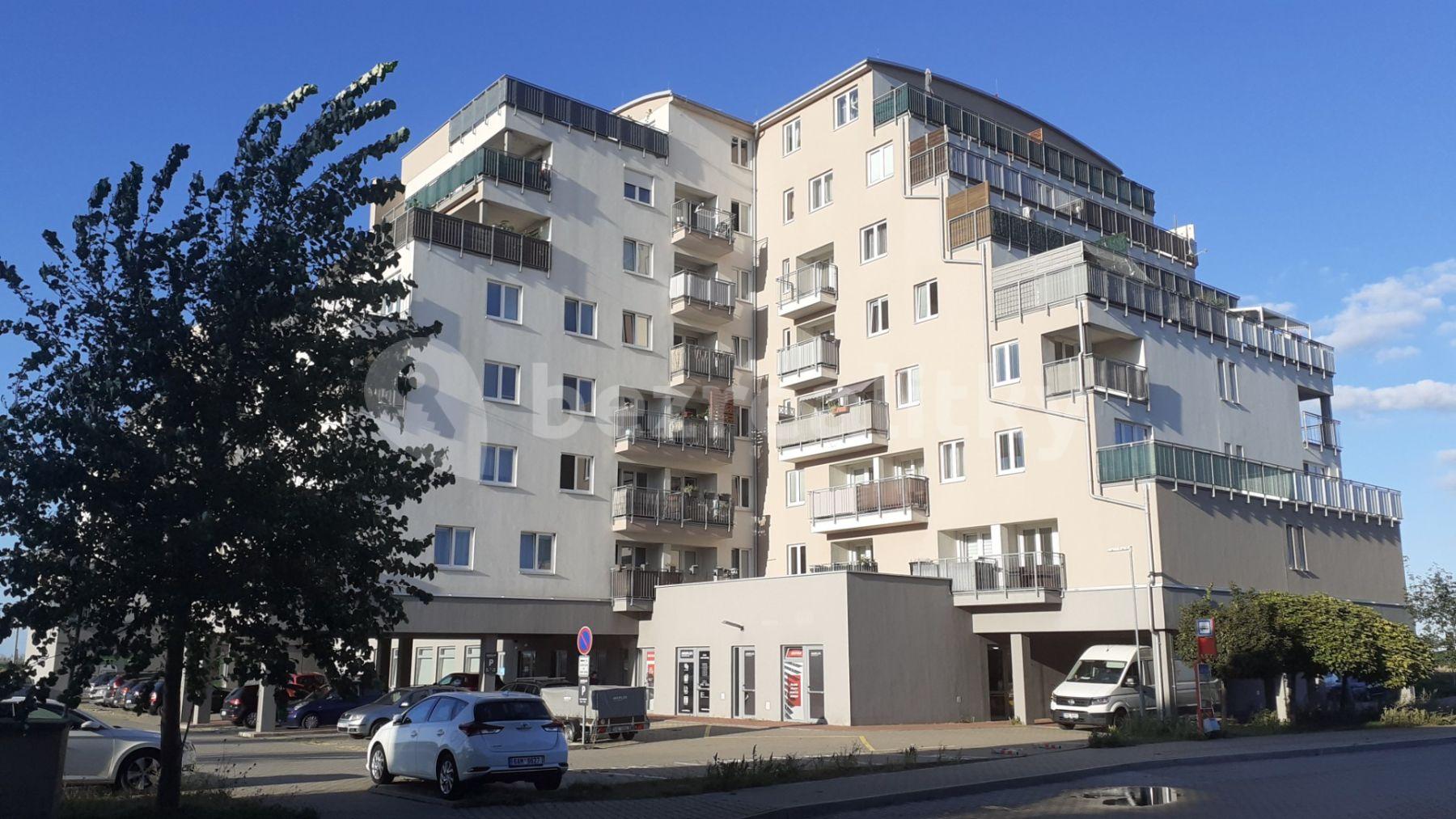 Pronájem bytu 2+kk 45 m², V Honech, Klecany, Středočeský kraj